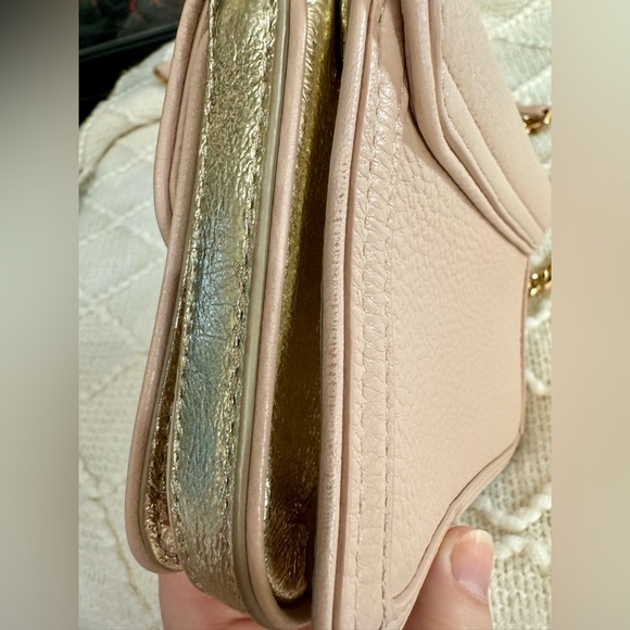 Tory Burch - Light Oak And Spark Gold - Duet Leather Shoulder Bag - Picture 14 of 16